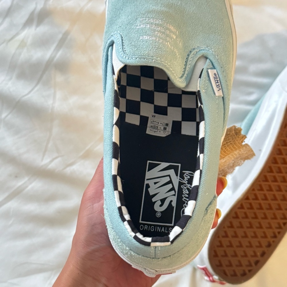 Vans Ray Barbee X Leica OG Classic Slip-On Suede ‘Capturing the Journey’ Sneaker - Picture 9 of 15